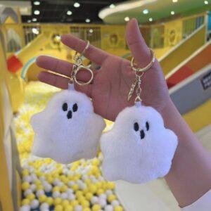 Halloween Ghost Plush Keychains for Couples – Cute School Bag Charms & Stuffed Toys