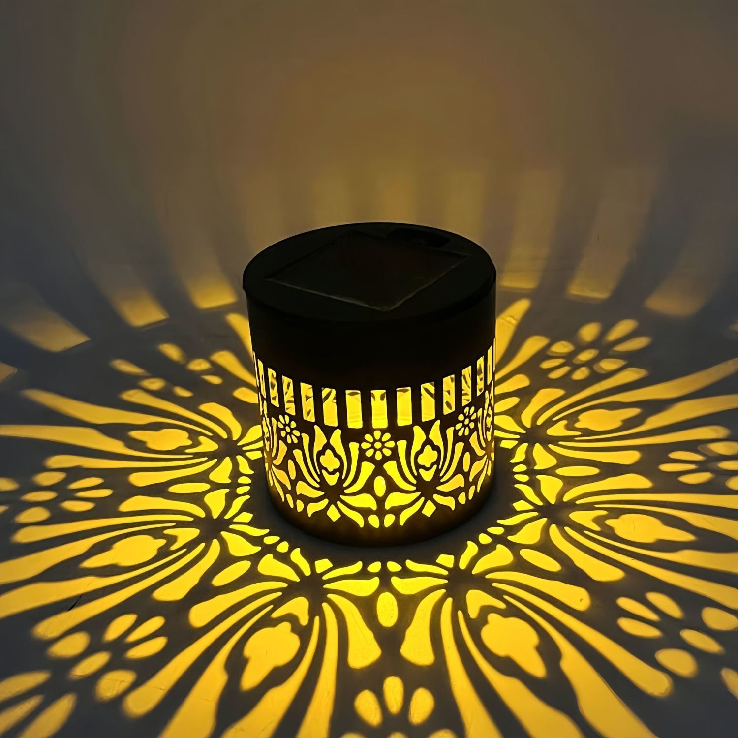 Solar Powered Mandala Pattern Wall Light Solar Powered Mandala Pattern Wall Light - Image 3